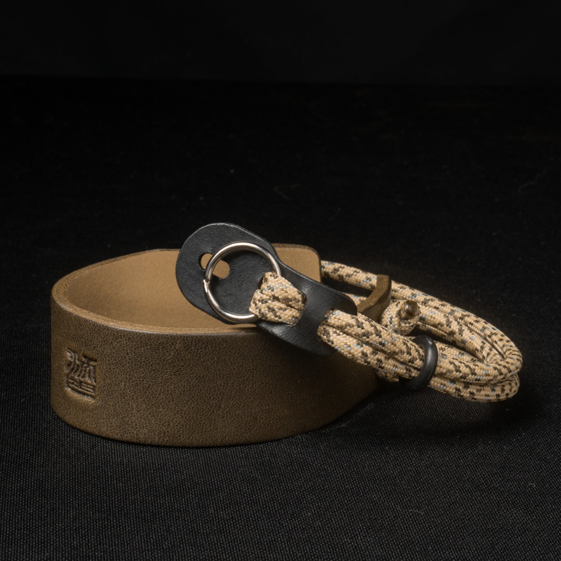 Wotancraft Parashooter Wrist Strap 006 (Cura Split Ring)