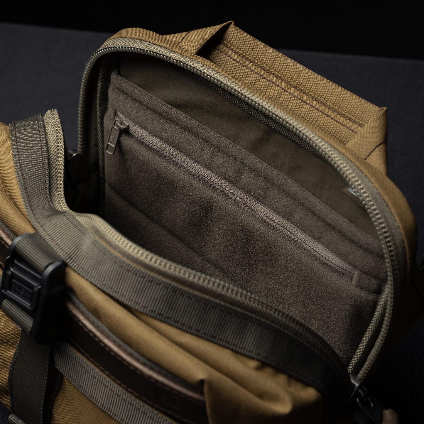 Wotancraft MINI RIDER V2 Sling Bag 4.5L Khaki