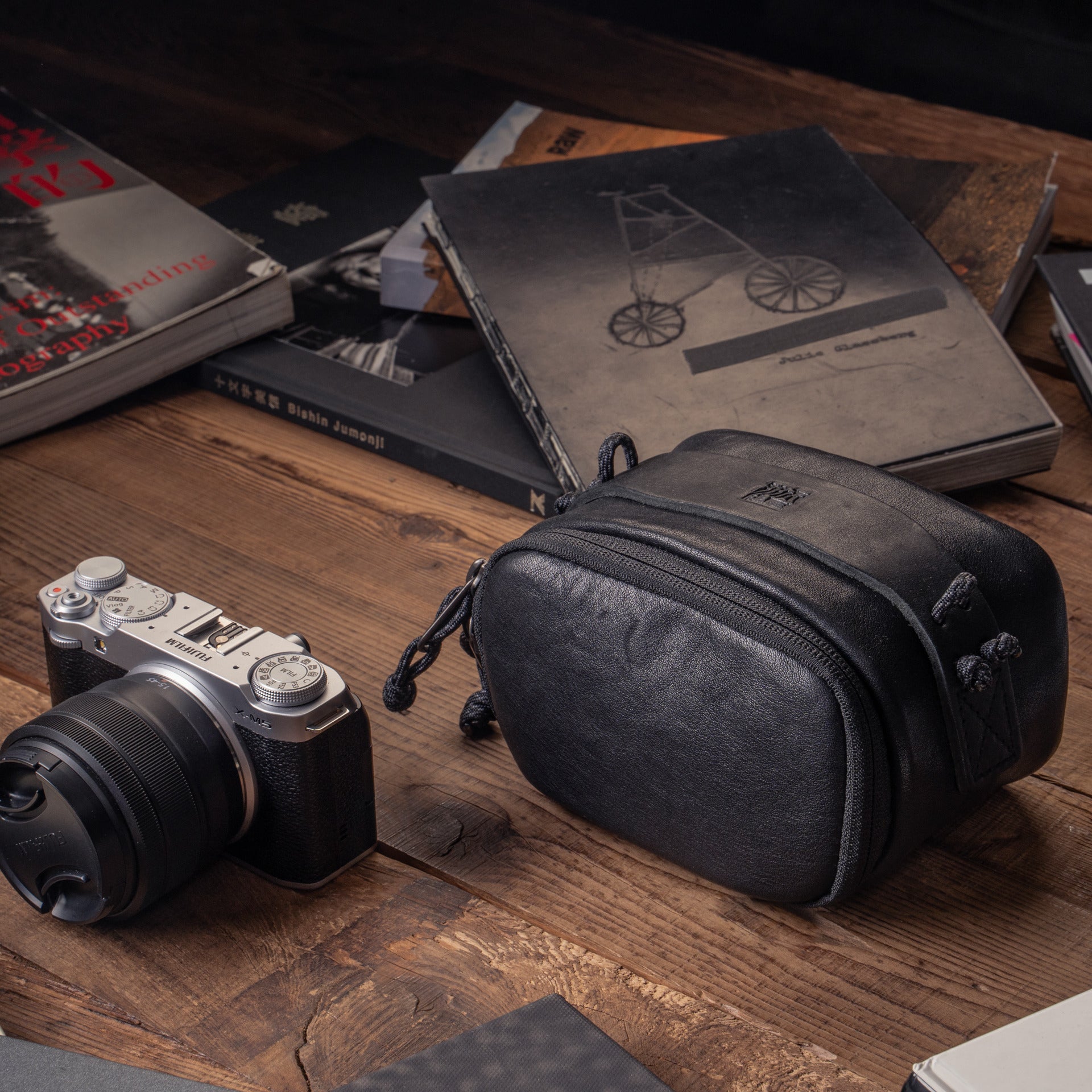 Wotancraft Full Leather Portable Camera Pouch ML Black