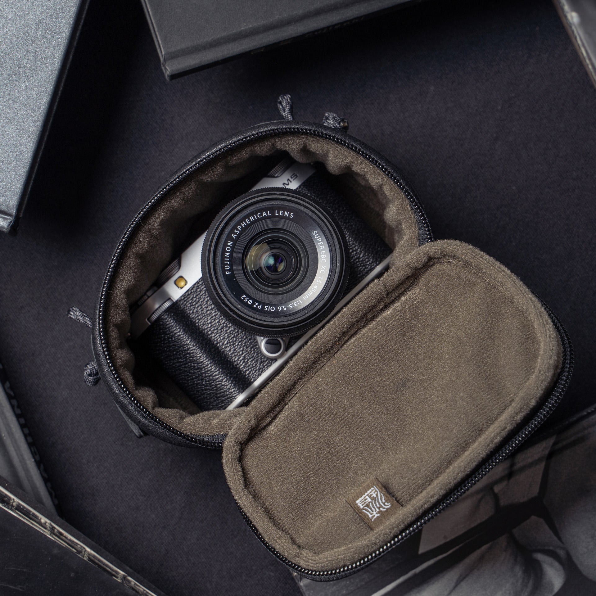 Wotancraft Full Leather Portable Camera Pouch ML Black