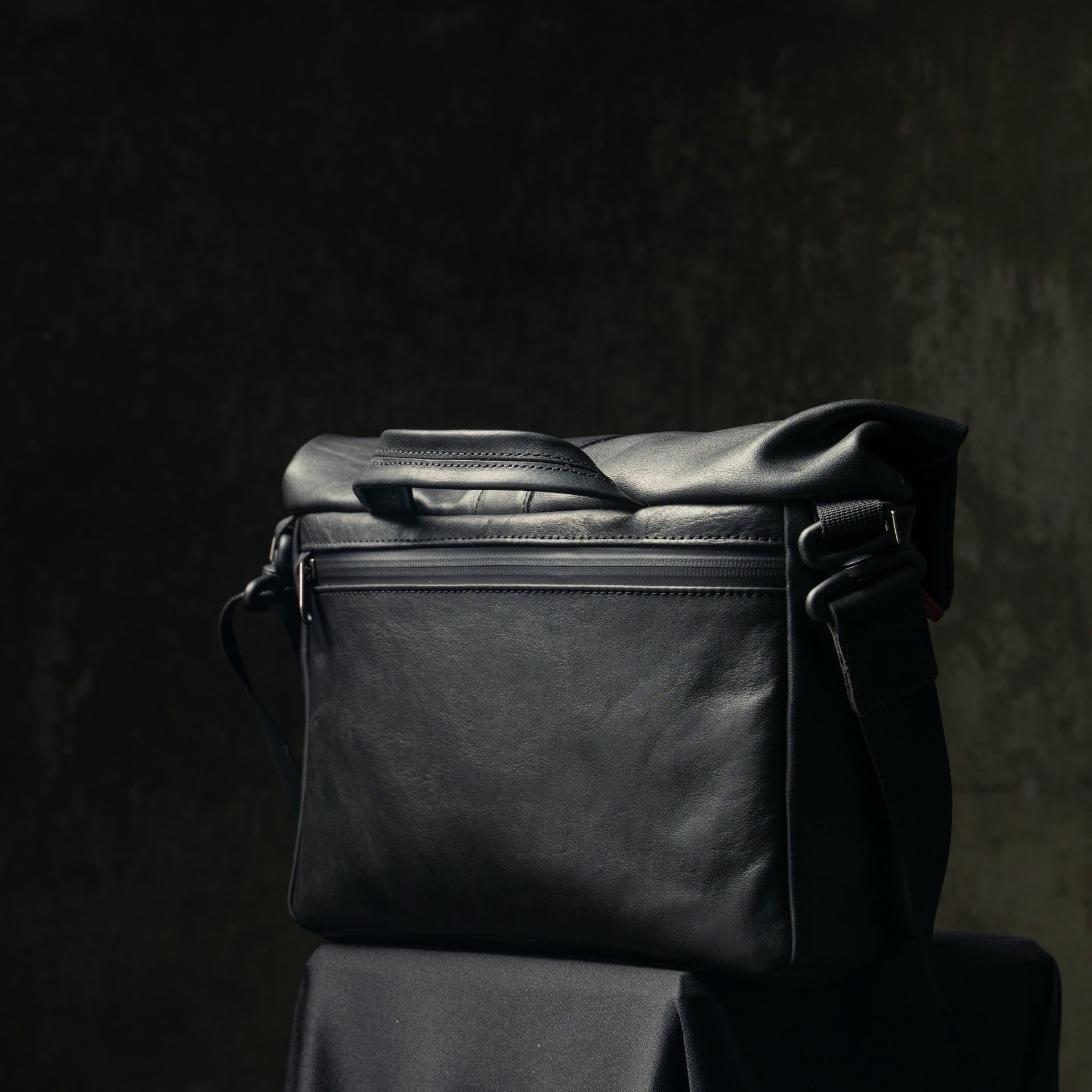Wotancraft Leather Travel Camera Bag 7L Upgraded Black
